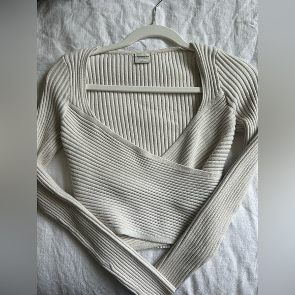 Abercrombie & Fitch long sleeve top size small - Picture 1 of 1